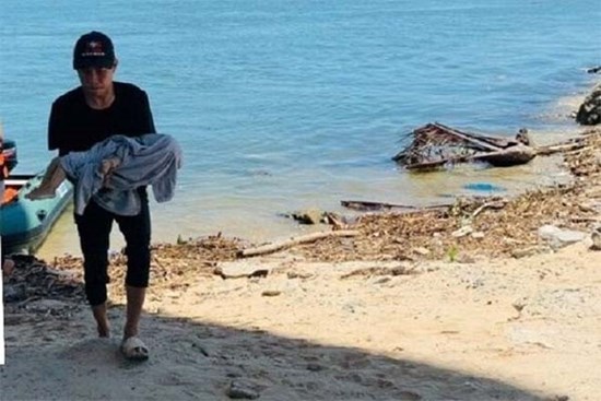 Cha ôm con gái 1 tuổi nhảy cầu Cửa Đại tự tử: Tìm thấy thi thể cháu bé