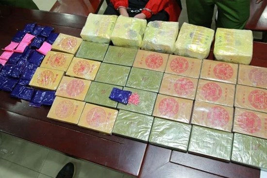 Nghệ An triệt phá đường dây ma túy lớn, thu giữ 27 bánh heroin