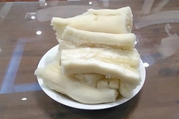 Cách luộc sắn thơm ngon, không lo bị say-2