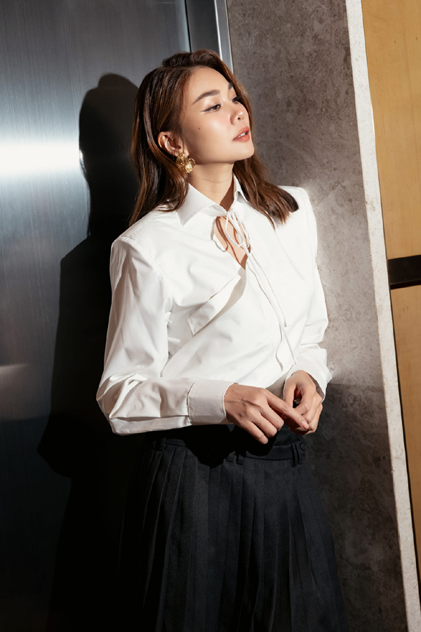 Thanh Hằng khoe làn da căng mọng ở tuổi ngoài tứ tuần, bí quyết chăm sóc không phải ai cũng biết-4