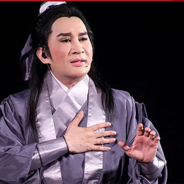 Nam NSƯT nổi tiếng đào hoa trong làng cải lương hiện tại có cuộc sống ra sao bên vợ trẻ?-1