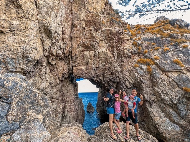 Vẻ đẹp hoang sơ kỳ diệu của Mũi Vi Rồng-9