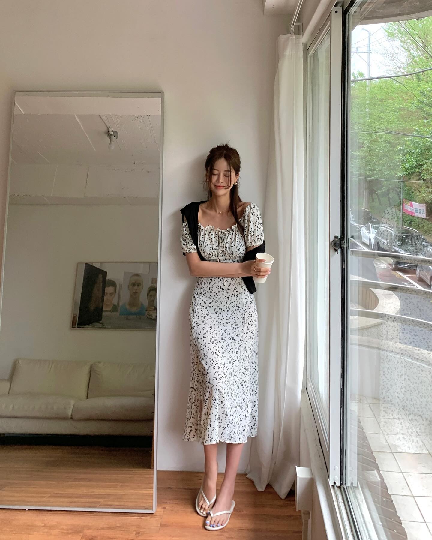 5 mẫu váy trẻ trung, nổi bật để mặc đi du lịch-2