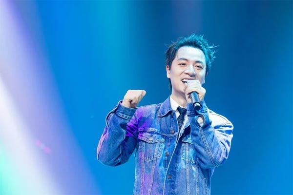 Ca sĩ nổi tiếng đang tham gia Anh trai: Từng phải nghỉ hát vì mắc bệnh nặng, hiện tại giàu có, tậu được nhà ở nước ngoài-7