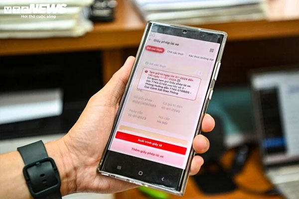 Gần 500 tài xế bị tước giấy phép xe trên VneID-1