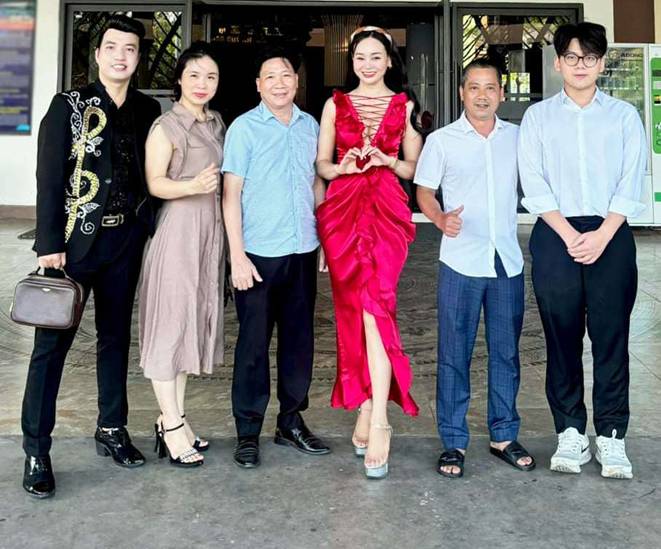 Thiên Lôi xấu nhất lịch sử Trần Bình Trọng khoe quý tử cao lớn, ngoại hình bỏ xa bố nhờ gen mẹ-2