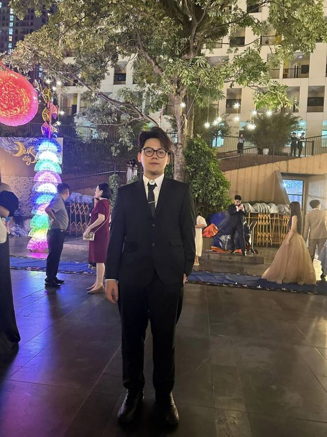 Thiên Lôi xấu nhất lịch sử Trần Bình Trọng khoe quý tử cao lớn, ngoại hình bỏ xa bố nhờ gen mẹ-5