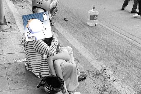 Hà Nội: Bà khóc ngất ôm thi thể cháu nhỏ sau vụ tai nạn thương tâm