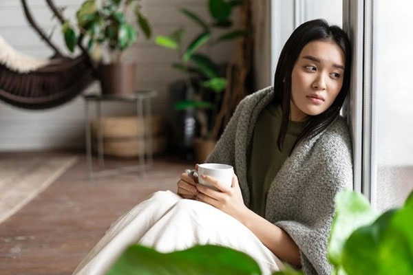 Thất nghiệp, chồng kiếm tiền bằng cách bán ảnh nhạy cảm của vợ-2