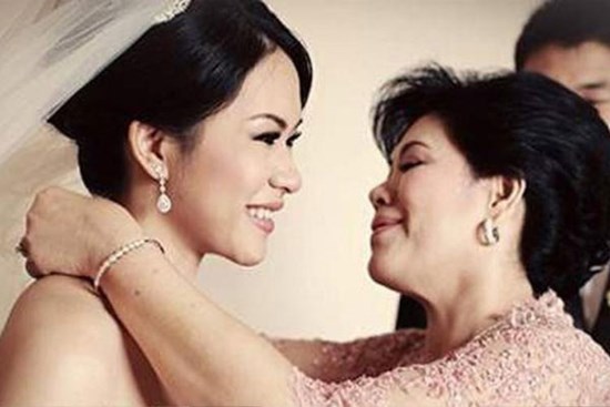 Đòi tự quyết đám cưới của con gái, mẹ tôi “muối mặt” khi không một khách mời nào xuất hiện