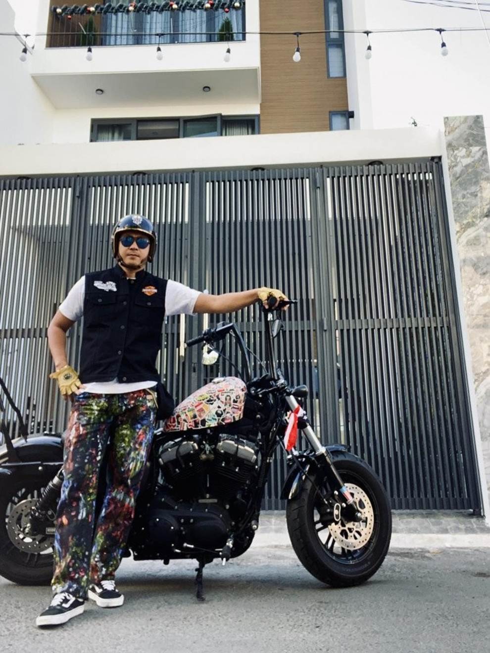 4 sao nam lấy vợ kém 17 tuổi: Ai cũng giàu sụ, có người còn là đạo diễn nghìn tỷ-15