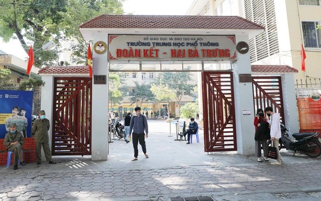 Hà Nội công bố điện thoại nóng hỗ trợ phụ huynh đăng ký xét tuyển nguyện vọng tràn-1