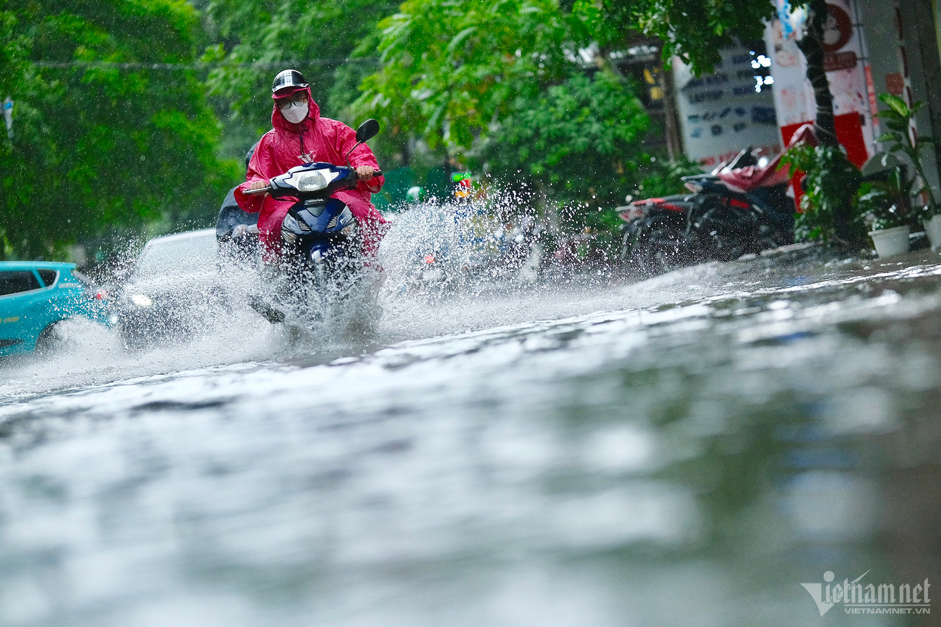 Dự báo thời tiết 14/7/2024: Hà Nội mưa to vào chiều tối-1