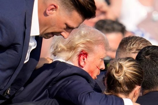 Nghi phạm nổ súng vào ông Trump khả năng là tay bắn tỉa