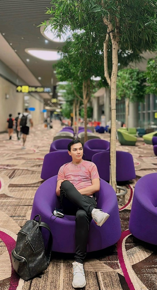 Hoàng tử nhạc vàng tuổi 53 viên mãn bên người vợ kín tiếng cùng các con-14