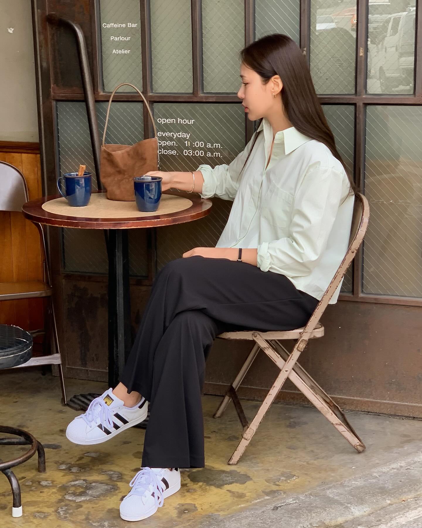 4 kiểu giày phù hợp nhất với quần ống rộng vì sự trẻ trung, tôn dáng-6