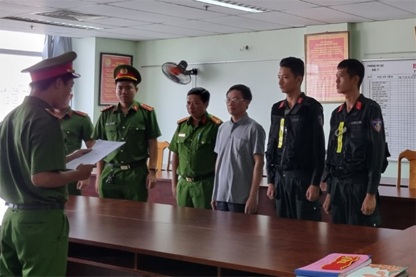 Thu giữ ma túy nấm thần tại nhà thanh niên 18 tuổi-2