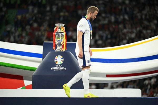 Harry Kane thốt lời sau 'thảm họa' 2 trận chung kết EURO, Anh run