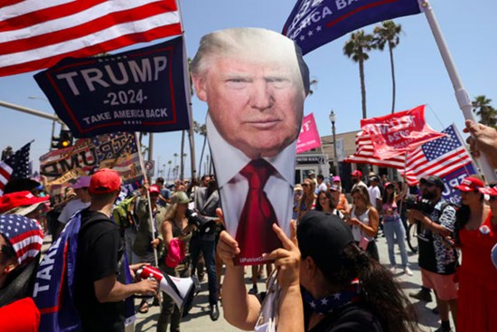 Cựu Tổng thống Mỹ Trump lên đường đến đại hội đảng ngay sau vụ ám sát hụt