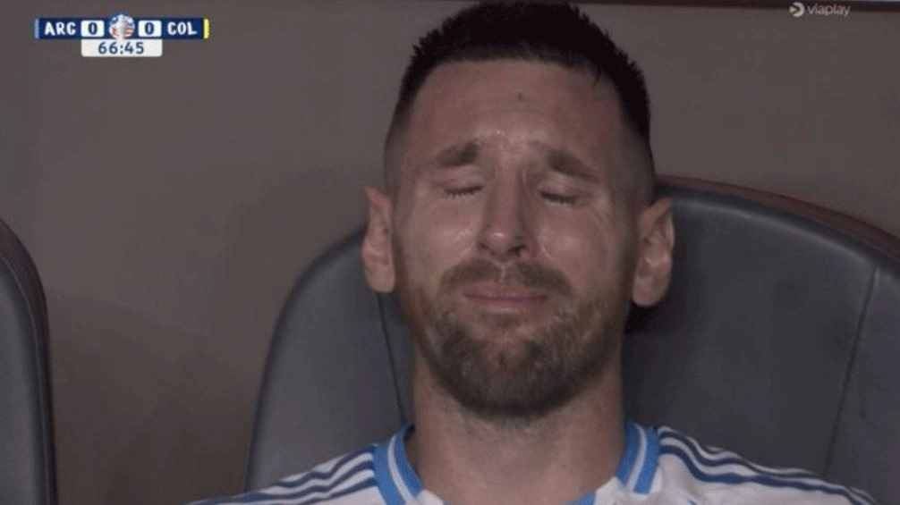 Messi bật khóc nức nở khi bỏ dở trận chung kết Copa America 2024-7