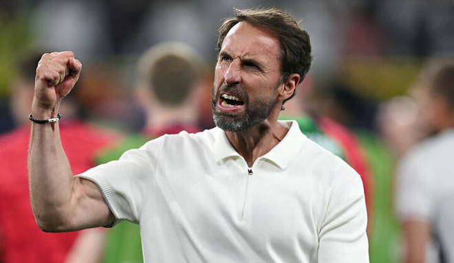 8 năm thăng trầm của Gareth Southgate cùng đội tuyển Anh-12
