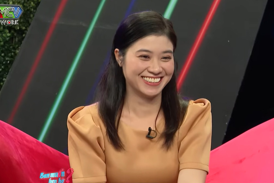 Cặp đôi chàng shipper, nàng tạp vụ nên duyên khiến cả trường quay sôi động-2