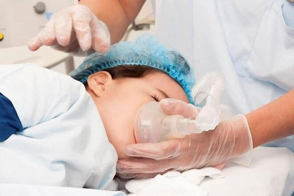 Vì sao chất độc xyanua khó phát hiện khi bị trộn với đồ ăn?-2