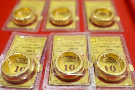 Giá vàng nhẫn tròn trơn giảm mạnh