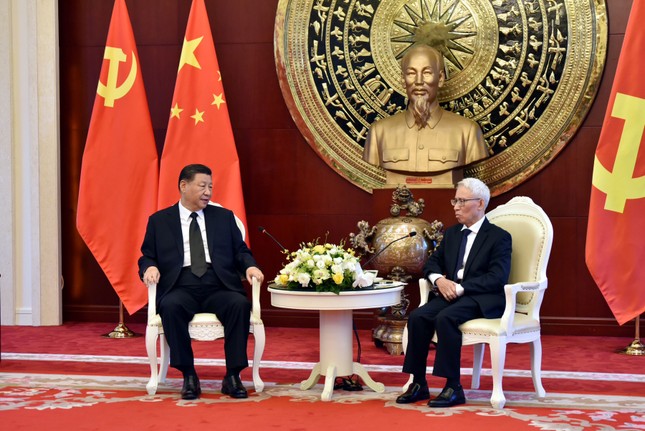 Tổng Bí thư, Chủ tịch Trung Quốc Tập Cận Bình đến Đại sứ quán Việt Nam viếng Tổng Bí thư Nguyễn Phú Trọng-2