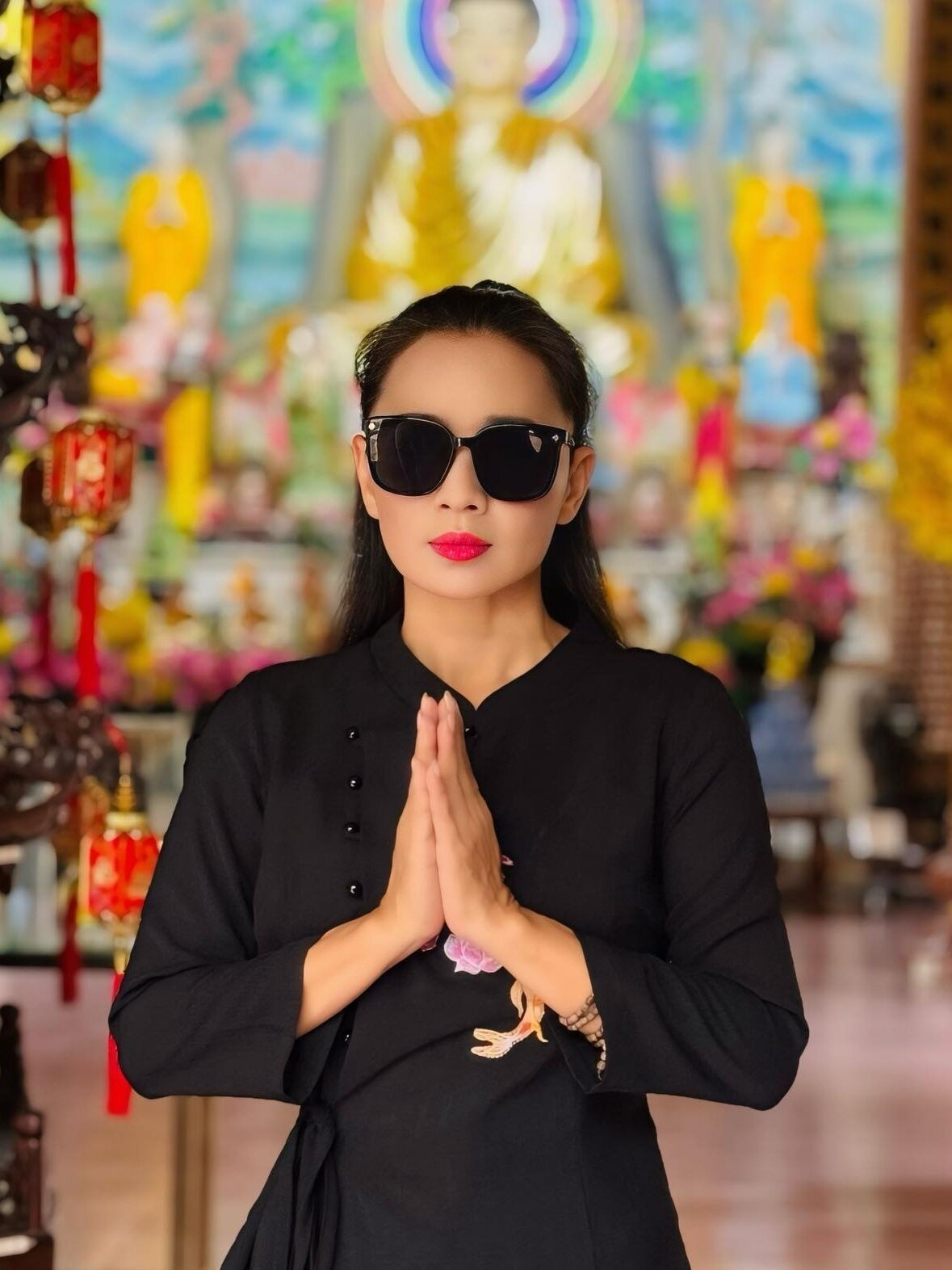 Sao Việt 22/7: Hồ Ngọc Hà tìm bình yên, Cát Tường thăm các nghệ sĩ gạo cội-11