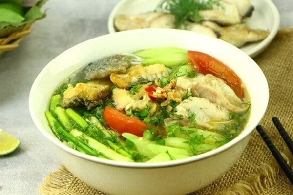 Có nên chiên cá trước khi nấu canh?-2