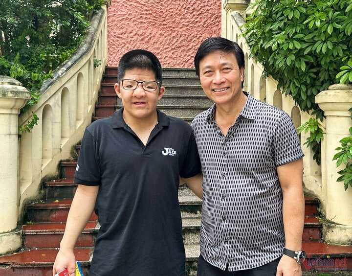 Cuộc sống về hưu của Quốc Tuấn: Mối quan tâm lớn nhất là con trai 22 tuổi-2