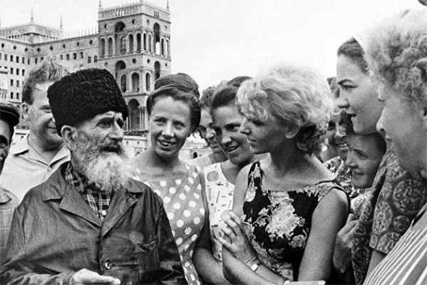 Vùng đất nổi tiếng thế giới: Hàng trăm người sống trên 100 tuổi-2