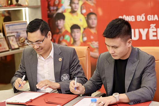V-League và khoảng tối của những thương vụ bạc tỷ
