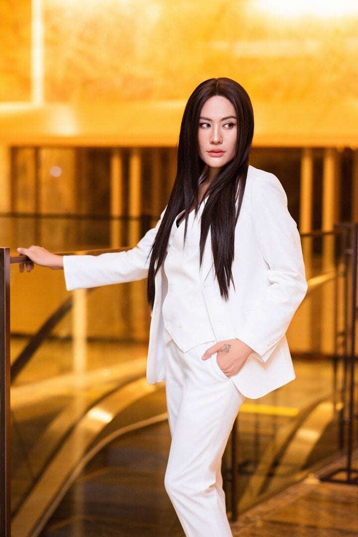 Diễn viên Minh Cúc: Sinh con 14 năm nhưng chưa một lần được nghe tiếng gọi mẹ-5