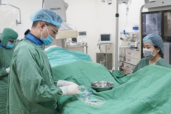 Nhồi máu cơ tim sau tắm-1