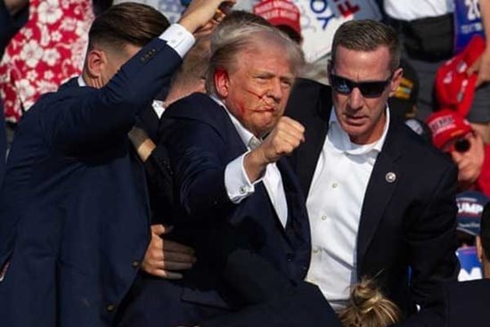 Hé lộ nhiều chi tiết gây sốc vụ ông Trump bị ám sát hụt