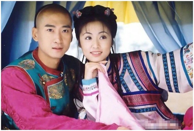 Cuộc sống khác biệt của Nhĩ Khang Hoàn Châu Cách Cách” khi về quê trồng lúa, sở hữu tài sản trăm tỷ?-2