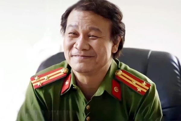 Cuộc sống kín tiếng ở tuổi 72 của diễn viên chuyên vai công an bên người vợ hai-5