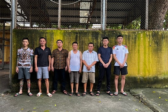 Triệt phá đường dây cá độ bóng đá giao dịch 20 tỷ đồng ở Bắc Giang