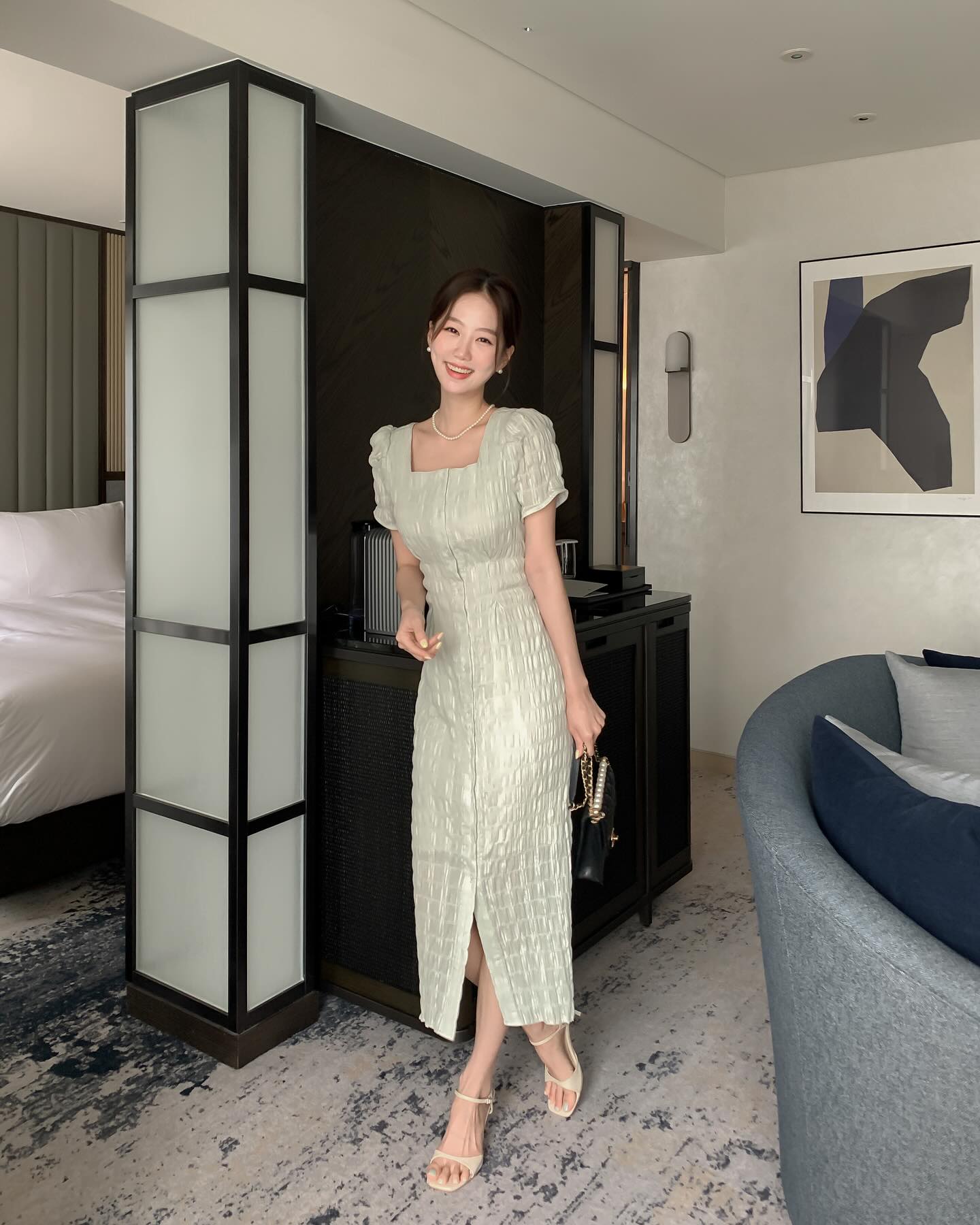 4 mẫu váy công sở tôn dáng hiệu quả nhất-3