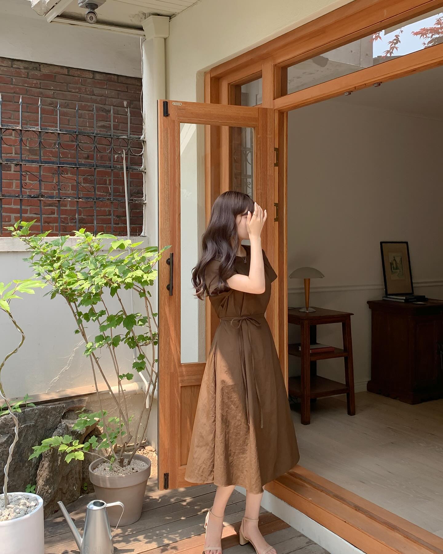 4 mẫu váy công sở tôn dáng hiệu quả nhất-6