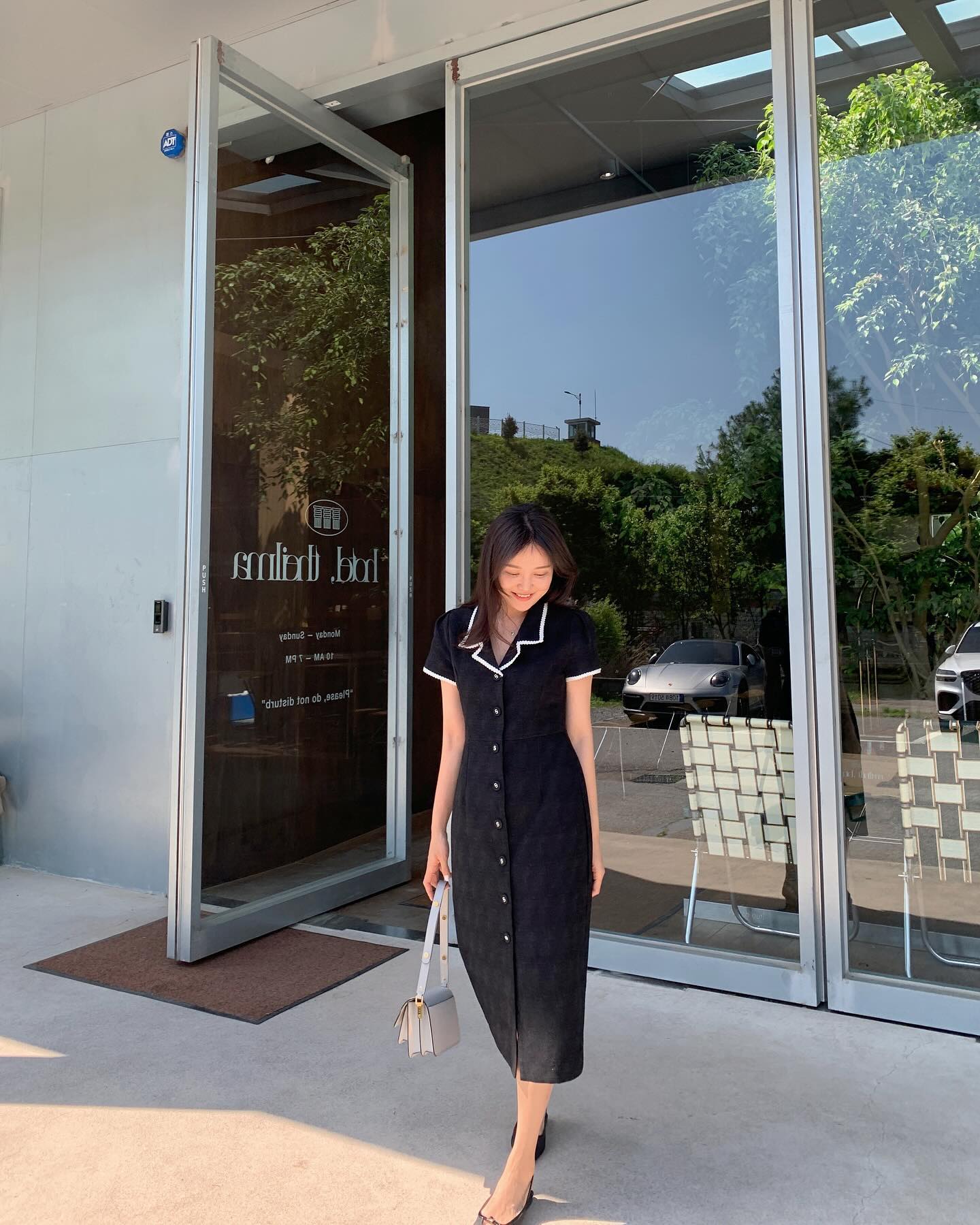 4 mẫu váy công sở tôn dáng hiệu quả nhất-8