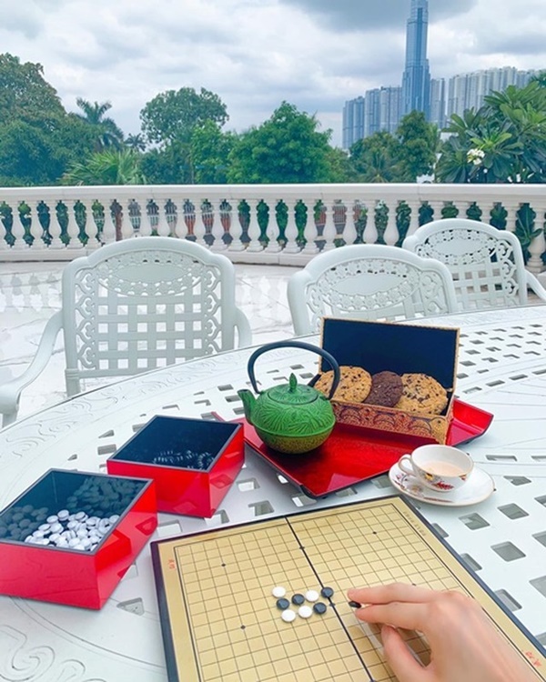 Làm dâu hào môn: Siêu mẫu Lan Khuê có cuộc sống bao người mơ ước-11