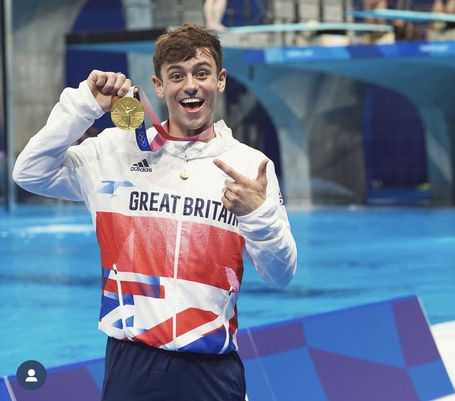 Tom Daley: Nam thần nhảy cầu người Anh và tình yêu đan len mỗi mùa Olympic-3