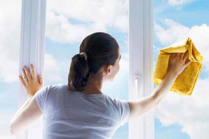 Vợ chết lặng phát hiện chồng tâm tình cùng cô giúp việc trẻ khéo đủ đường chiều ông chủ-2