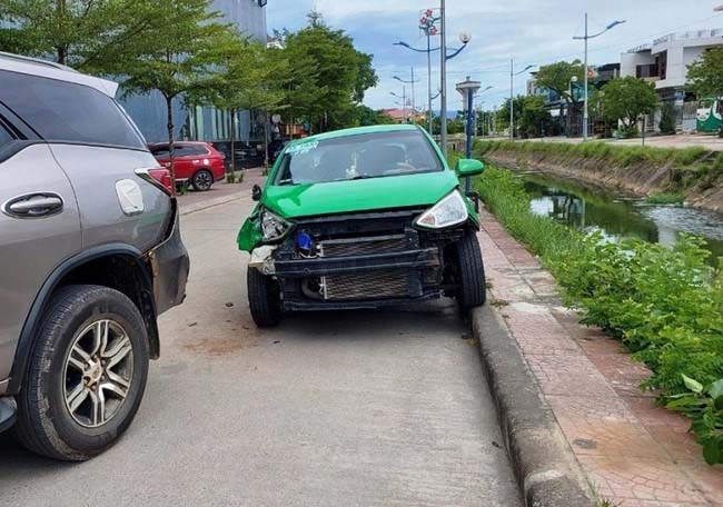 Lời khai ban đầu của 3 nghi phạm người Trung Quốc giết tài xế, cướp taxi-3