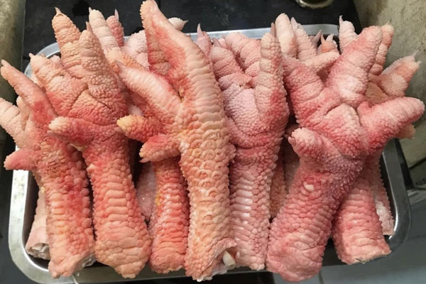 Nho Trung Quốc ngập chợ, giá chỉ từ 20 nghìn đồng/kg-6