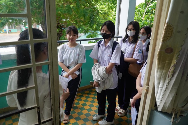 Tuyển bổ sung vào lớp 10 ở TPHCM: Nhiều trường không tuyển được học sinh-1