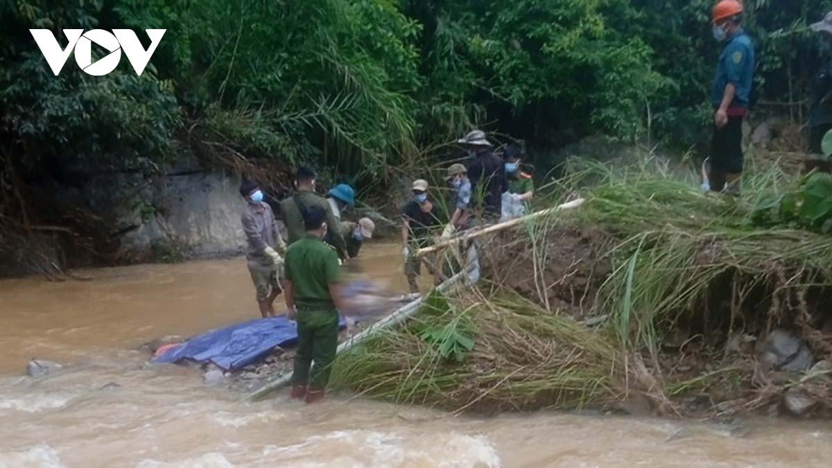 Tìm thấy thi thể người phụ nữ sau hơn 1 tuần bị nước lũ cuốn trôi ở Sơn La-1